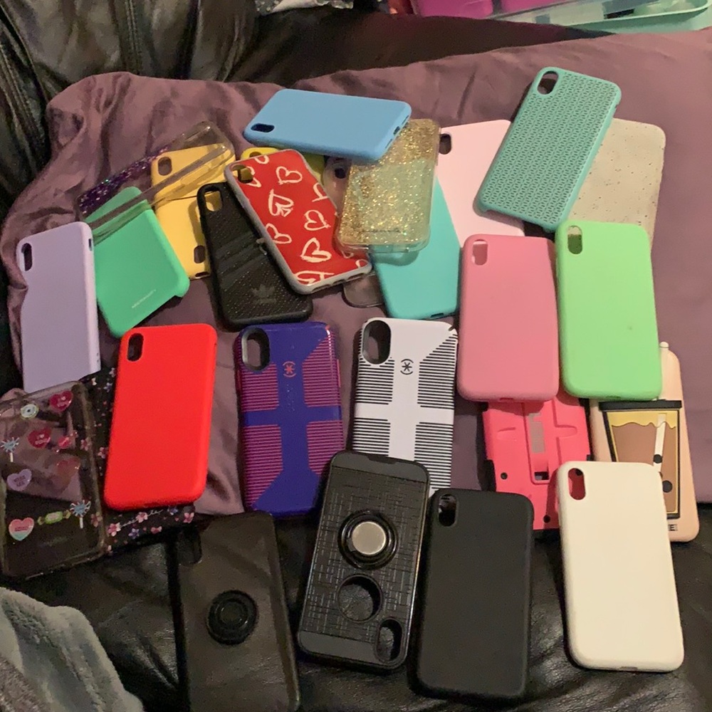 iPhone XR phone cases. Ask me if which one you wanna buy it. $8 each